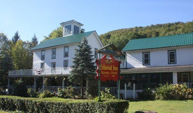 Colonial Inn Pine Hill Exterior photo